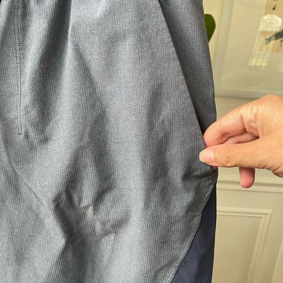 Lululemon Namaste At The Beach Short Heathered Deep Navy 9” Inseam $78 M - Picture 5 of 7